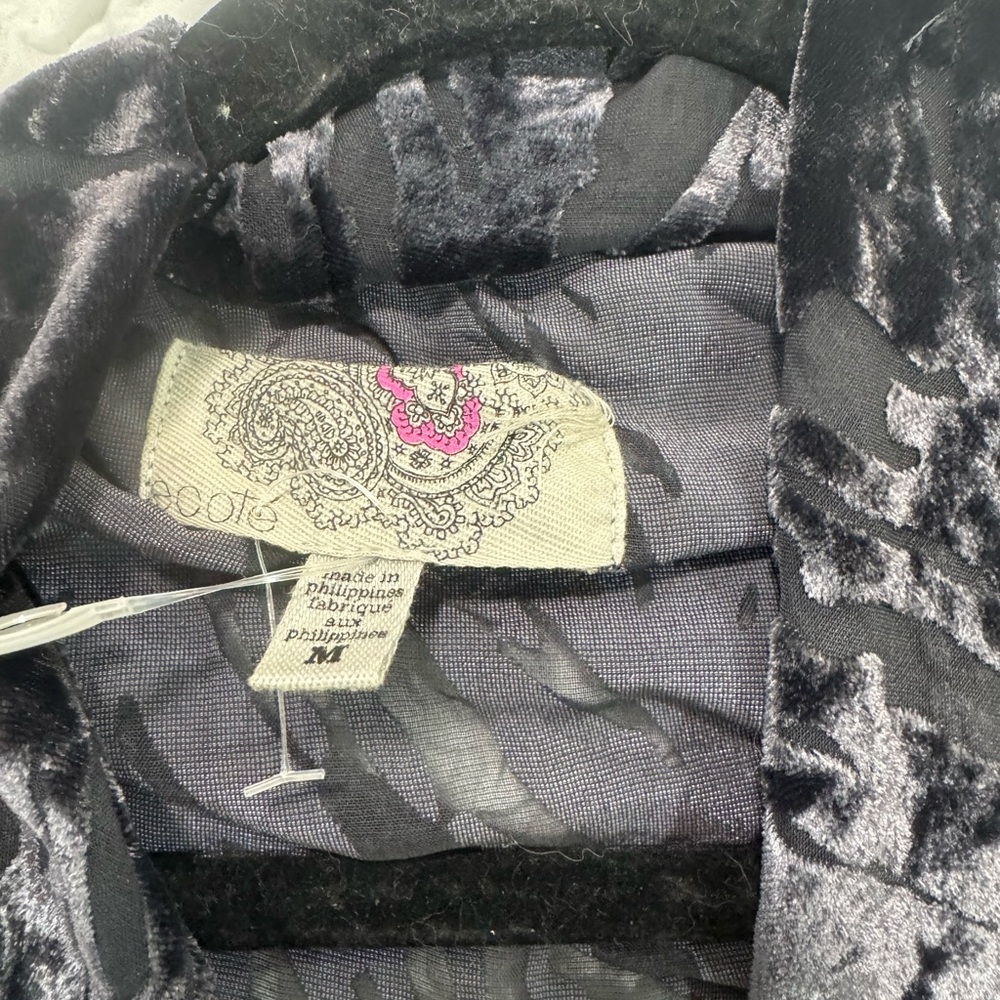 Ecote Black Velvet Patterned Jacket - image 6